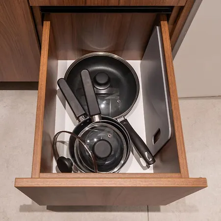 The Parkside Ground-floor With Street Parking