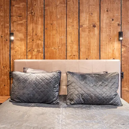 The Parkside Ground-floor With Street Parking Apartamento Riga